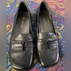 Black leather Enzo Angiolini dress flats